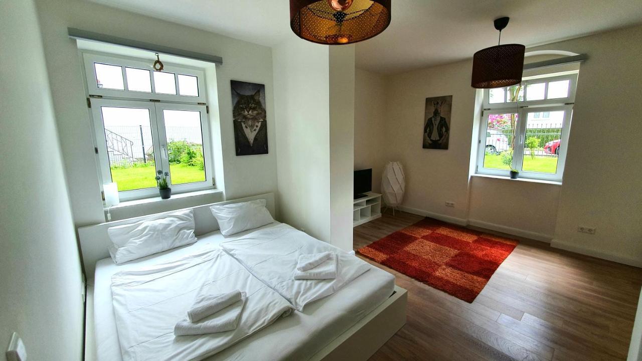 Pineapple Apartments Dresdner Heide Mit Garten Dresden Eksteriør billede
